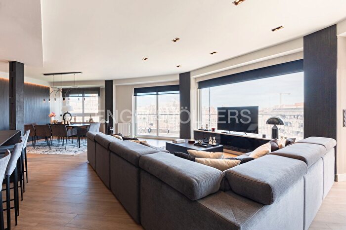 Piso en venta en Ciutat Vella, Sant Francesc de 4 habitaciones
