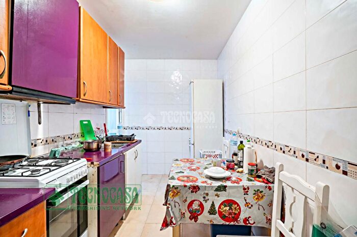 Casas en venta y pisos alquiler - 2