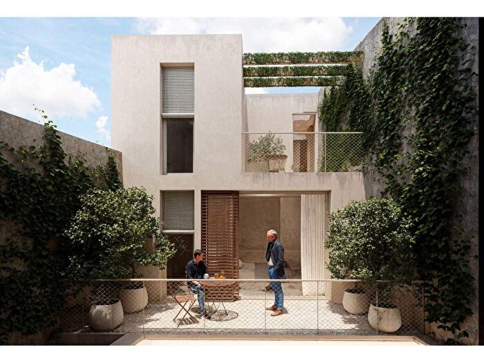Casas en venta y pisos alquiler - 1