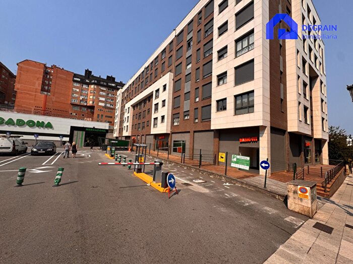 Piso en venta en Montecerrao, Oviedo de 2 habitaciones