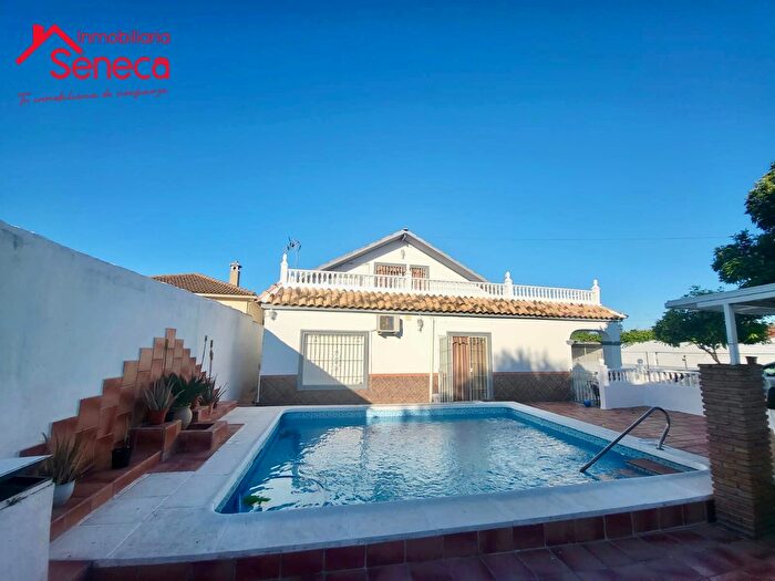 Casa en venta en Periurbano Oeste Sierra, El Higuerón de 4 habitaciones