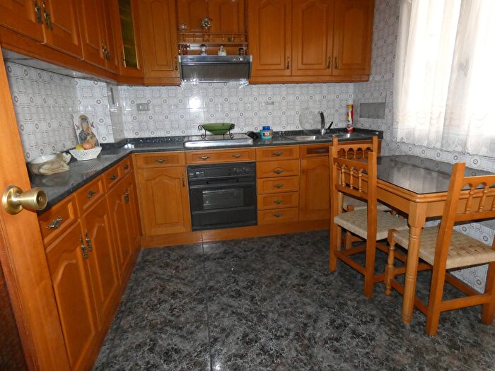 Casas en venta y pisos alquiler - 1
