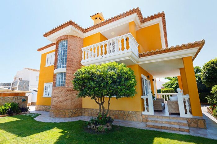 Casa en venta en El Marenyet, Cullera de 5 habitaciones