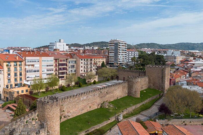 Casas en venta y pisos alquiler - 1