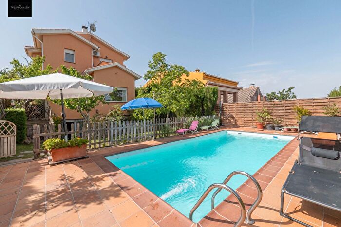 Casa en venta en Cumbres Verdes, La Zubia de 3 habitaciones
