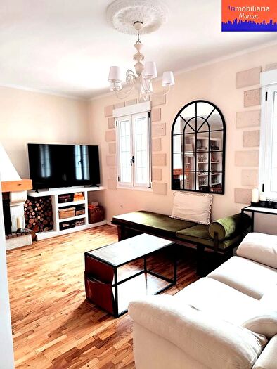 Casas en venta y pisos alquiler - 3