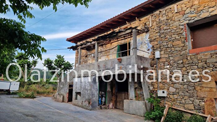 Casas en venta y pisos alquiler - 1