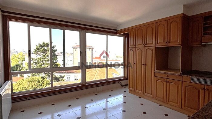 Casas en venta y pisos alquiler - 3