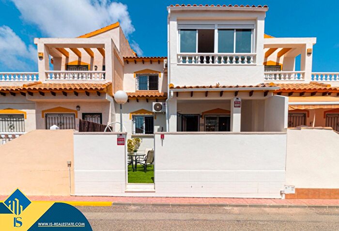 Casa en venta en Orihuela Costa, Los Balcones y los Altos de 3 habitaciones