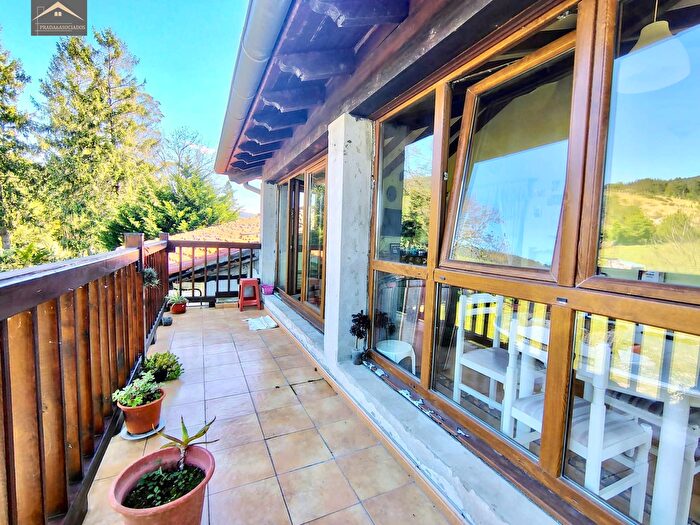 Casa en venta en Ribamontán al Monte, Cantabria de 8 habitaciones