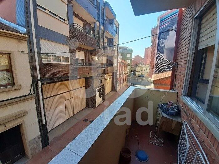Piso en venta en La Bañeza, León de 4 habitaciones