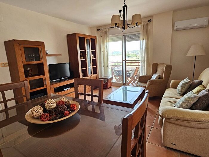 Piso en alquiler en Vélezmálaga ciudad, Camino Viejo de Málaga de 3 habitaciones