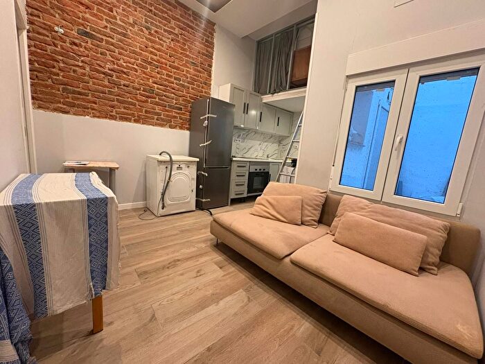 Piso en venta en Puente de Vallecas, San Diego de 2 habitaciones