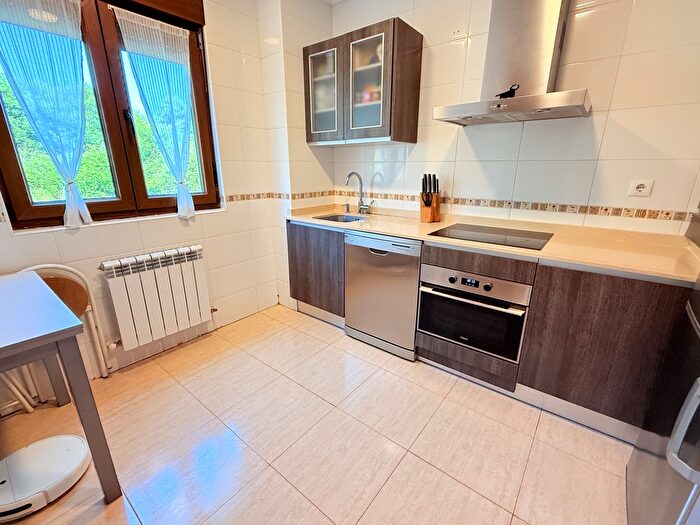 Casas en venta y pisos alquiler - 2