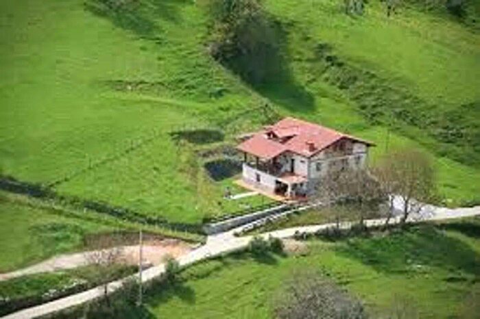 Casa en venta en Comunidad Foral de Navarra, Navarra de 8 habitaciones