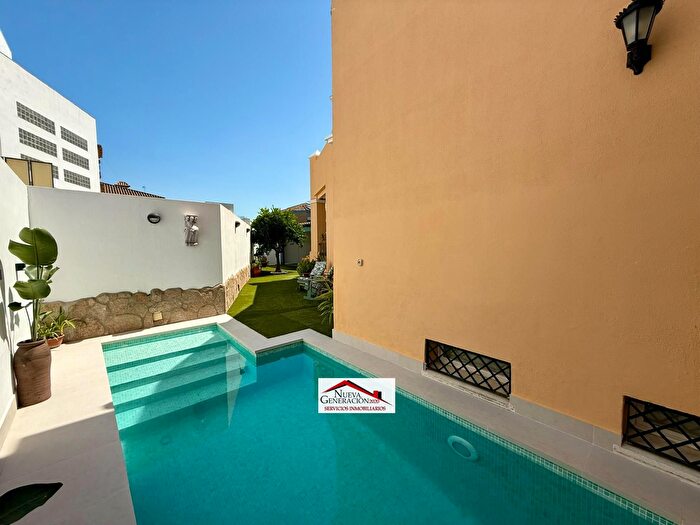 Casas en venta y pisos alquiler - 3