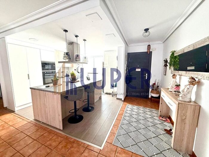 Casas en venta y pisos alquiler - 2