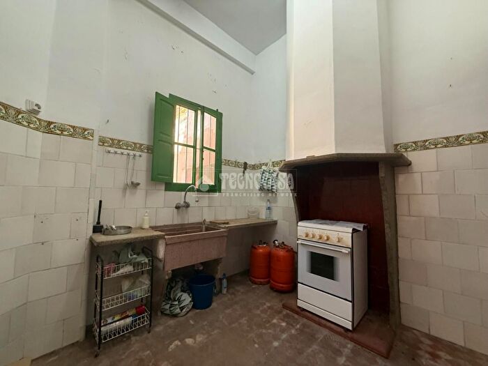 Casas en venta y pisos alquiler - 3