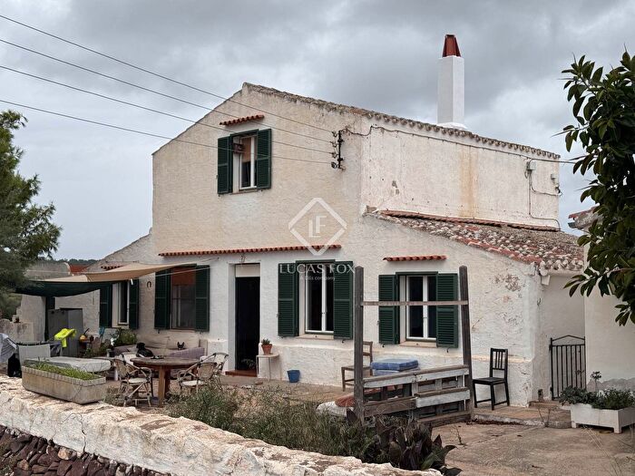 Casas en venta y pisos alquiler - 3