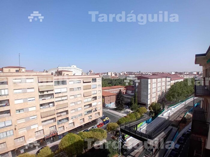 Piso en venta en Prosperidad Delicias, Salamanca Capital de 3 habitaciones