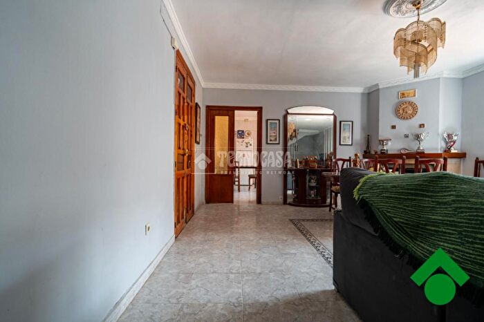 Casas en venta y pisos alquiler - 3