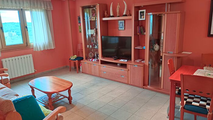 Piso en venta en Vilalba, Lugo de 3 habitaciones