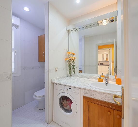 Casas en venta y pisos alquiler - 3