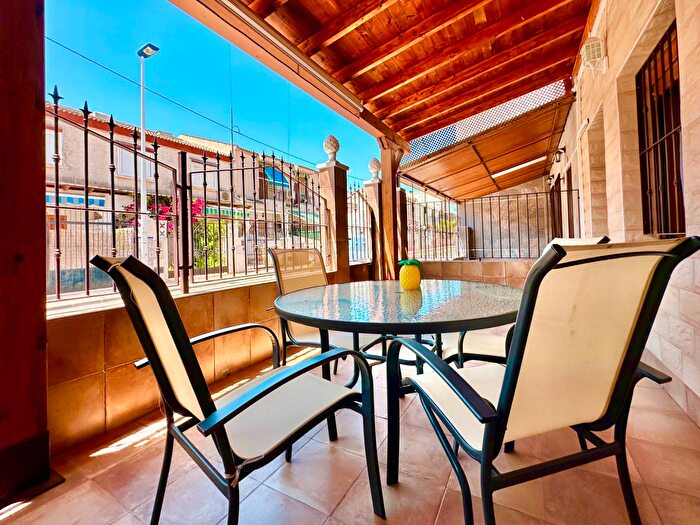 Casas en venta y pisos alquiler - 3
