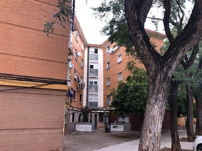 Piso en venta en Cerro Amate, Los Pájaros de 2 habitaciones