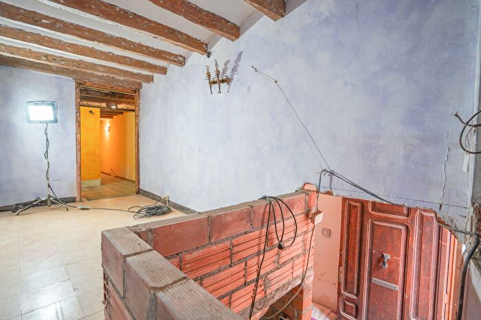 Casas en venta y pisos alquiler - 3