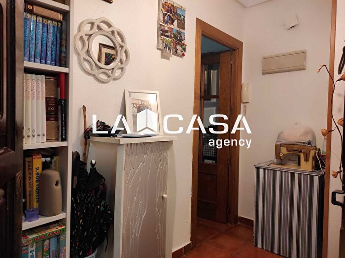 Casas en venta y pisos alquiler - 2