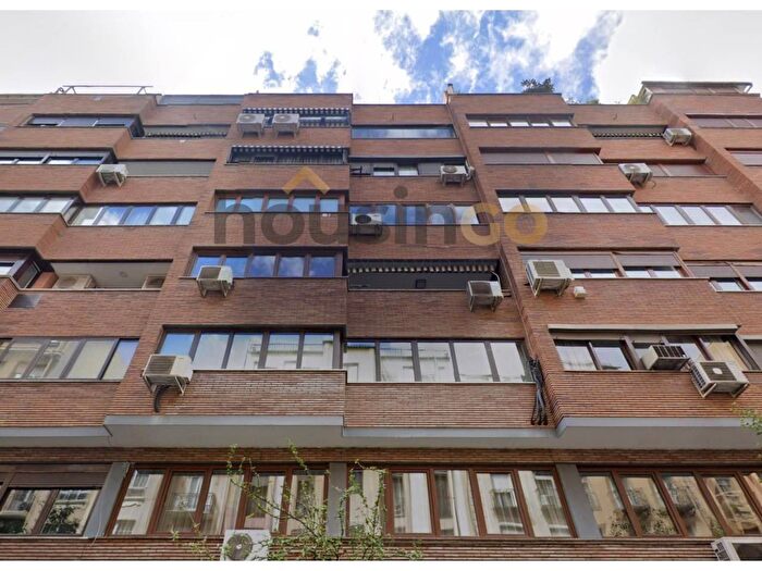 Piso en venta en Comunidad de Madrid, Madrid de 3 habitaciones