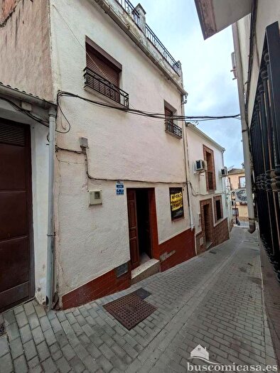 Casas en venta y pisos alquiler - 1