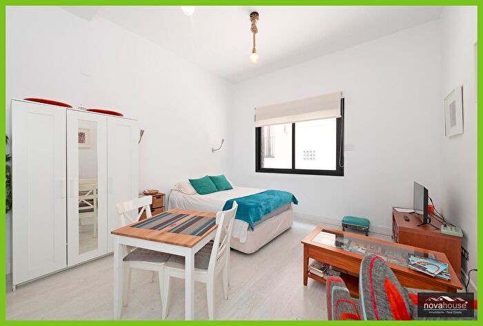Casas en venta y pisos alquiler - 1