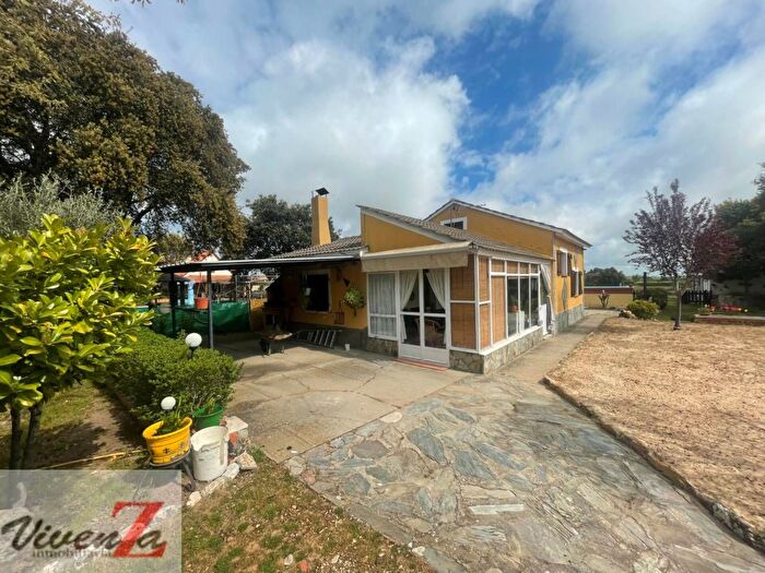 Casas en venta y pisos alquiler - 1