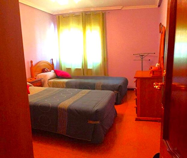 Casas en venta y pisos alquiler - 2