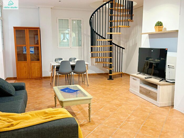 Casas en venta y pisos alquiler - 1