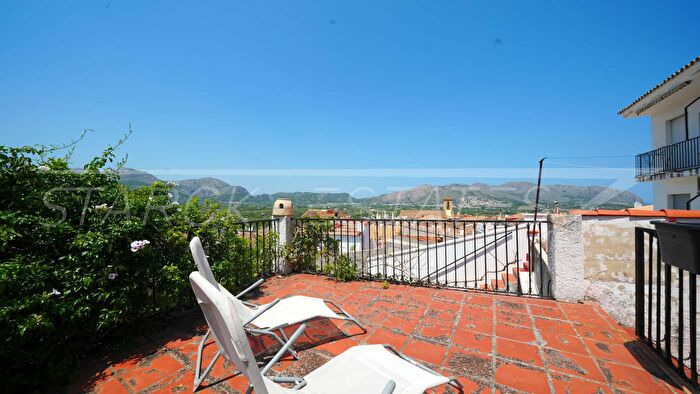 Casas en venta y pisos alquiler - 2