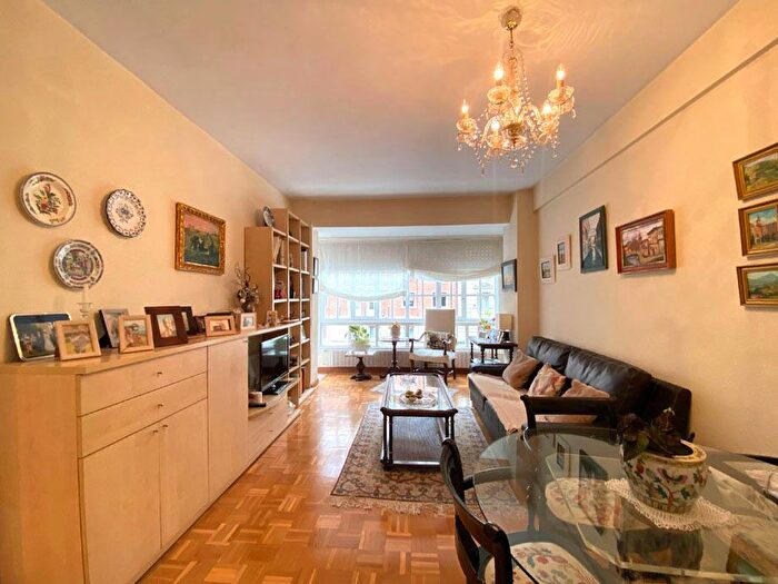 Casas en venta y pisos alquiler - 2