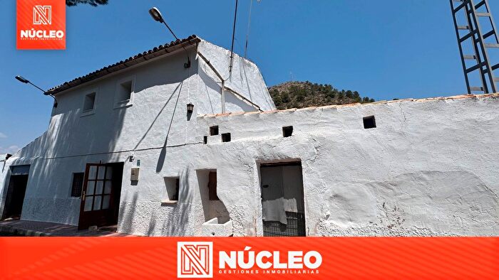 Casa en venta en Monóvar Monòver, Alicante de 4 habitaciones