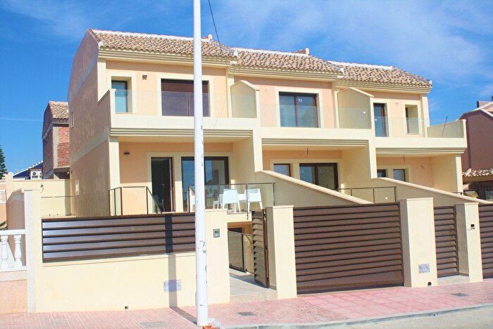 Casa en venta en Los Balcones Los Altos, Torrevieja de 3 habitaciones