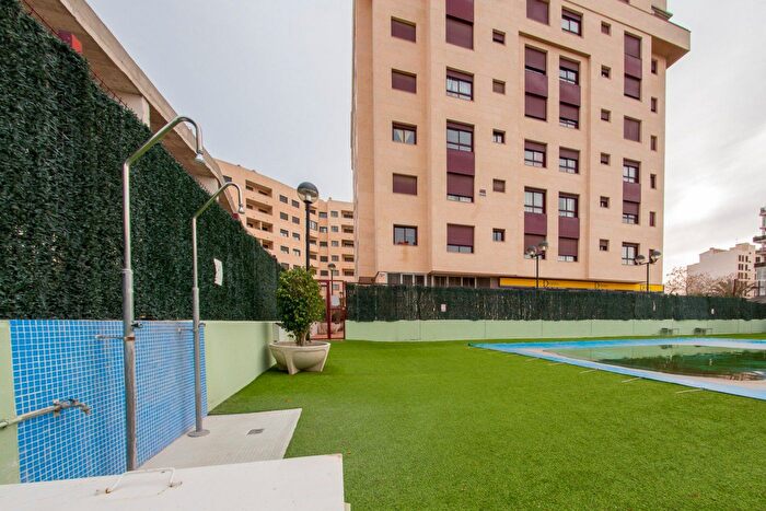 Piso en alquiler en Norte, Juan de Borbón de 2 habitaciones