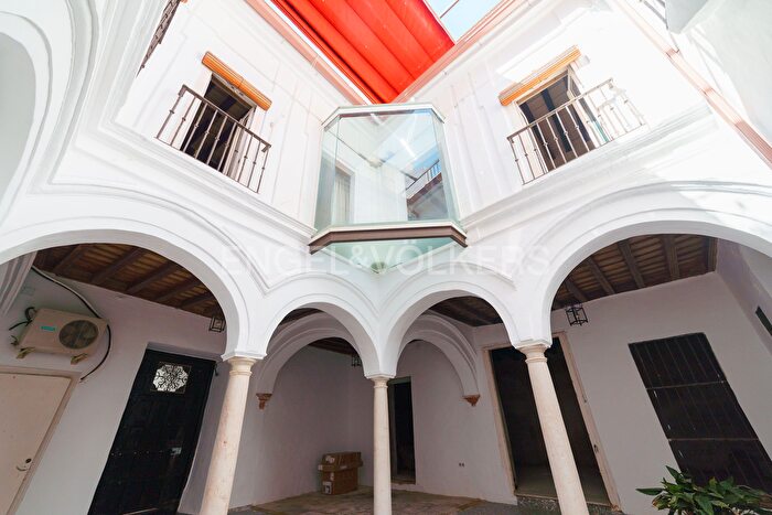 Casas en venta y pisos alquiler - 1