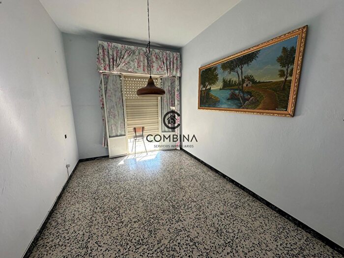 Casas en venta y pisos alquiler - 2