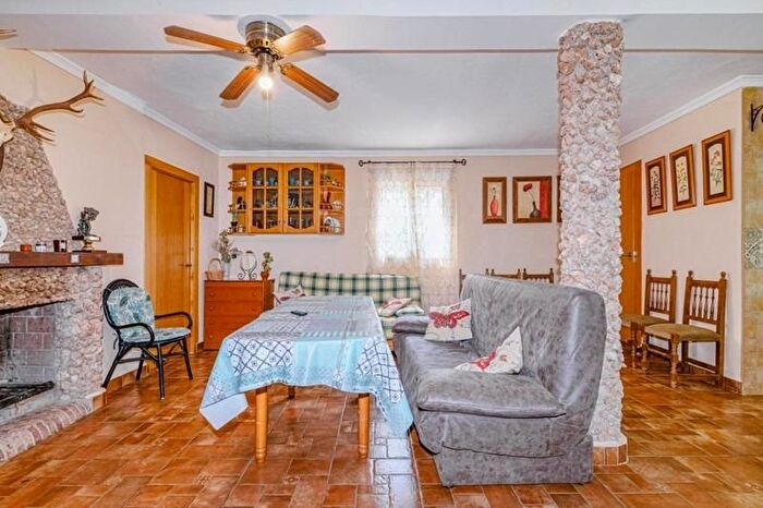 Casa en venta en Atarfe, Granada de 2 habitaciones