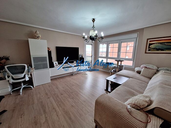 Casas en venta y pisos alquiler - 2
