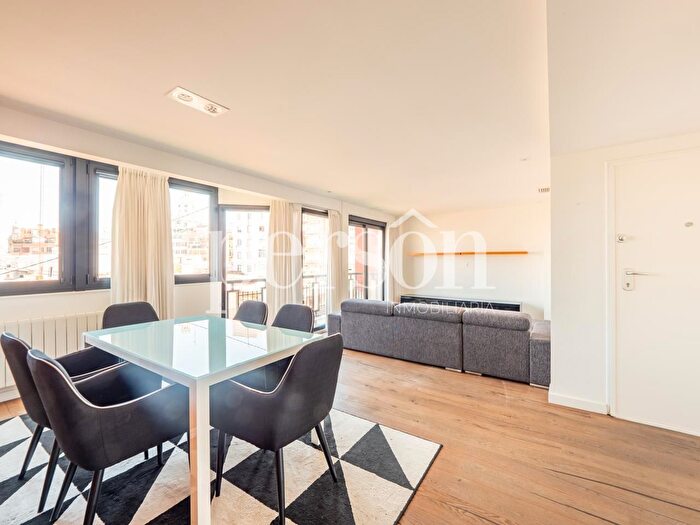 Piso en alquiler en Ciutat Vella, El Mercat de 3 habitaciones
