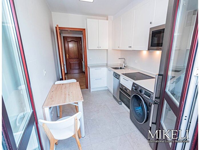 Casas en venta y pisos alquiler - 3