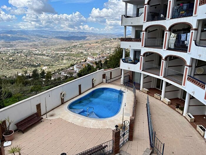 Piso en venta en Alcaucín, Málaga de 3 habitaciones