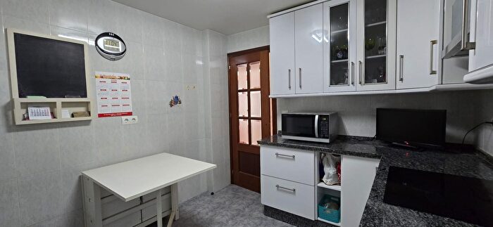 Casas en venta y pisos alquiler - 2